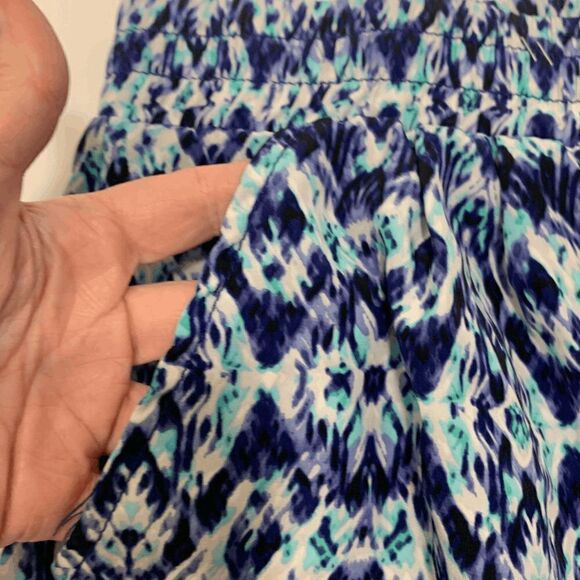 A.N.A A New Approach Women's Beach Shorts Ikat Blur Summer Purple Size Large - Picture 2 of 3